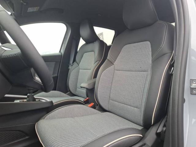 Renault Clio image 6