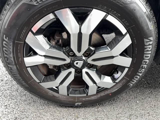 Dacia Duster image 9