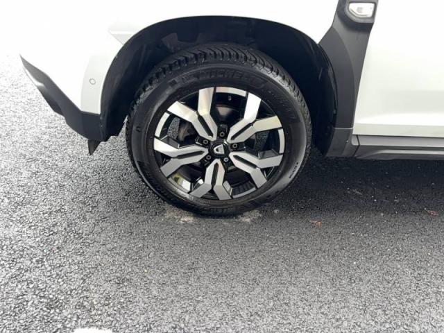 Dacia Duster image 9