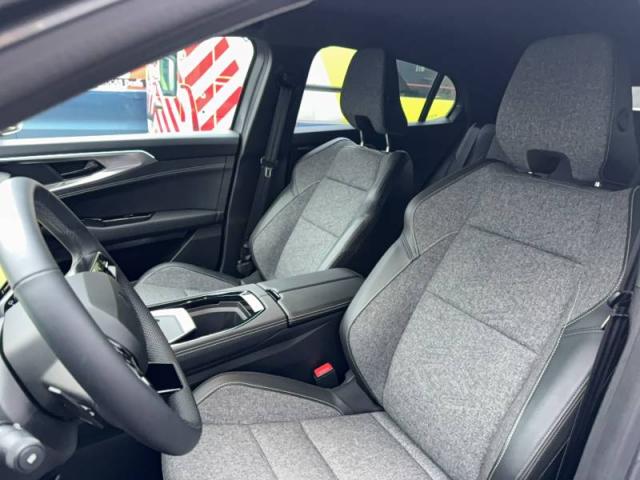 Renault Rafale image 5