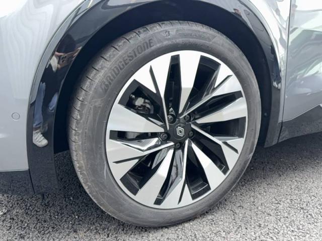 Renault Rafale image 2