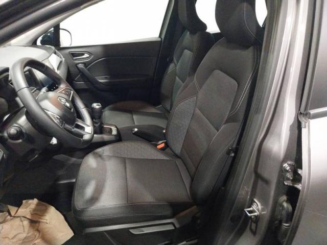 Renault Captur image 7