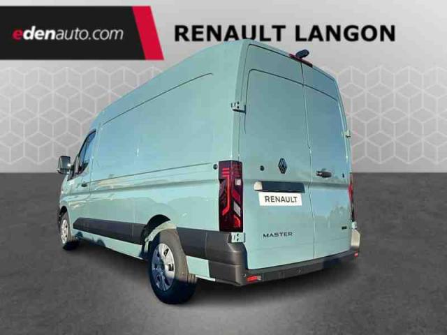 Renault Master image 2