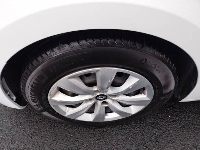 Renault Clio image 8