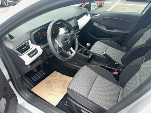 Renault Clio image 1