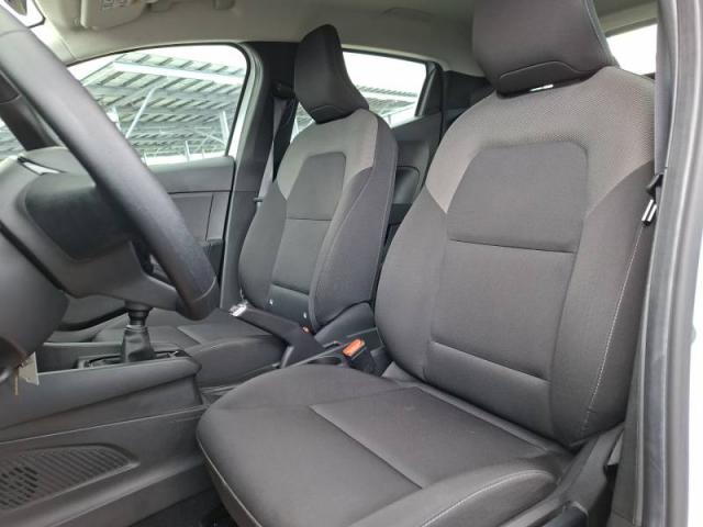 Renault Clio image 9