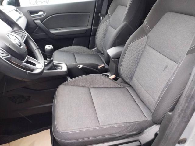 Renault Captur image 7