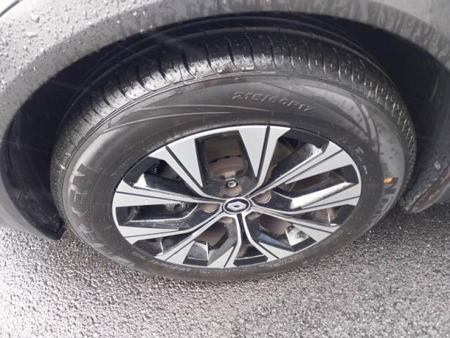 Renault Captur image 9