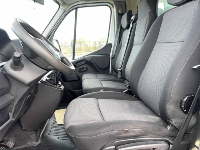 Renault Master image 4