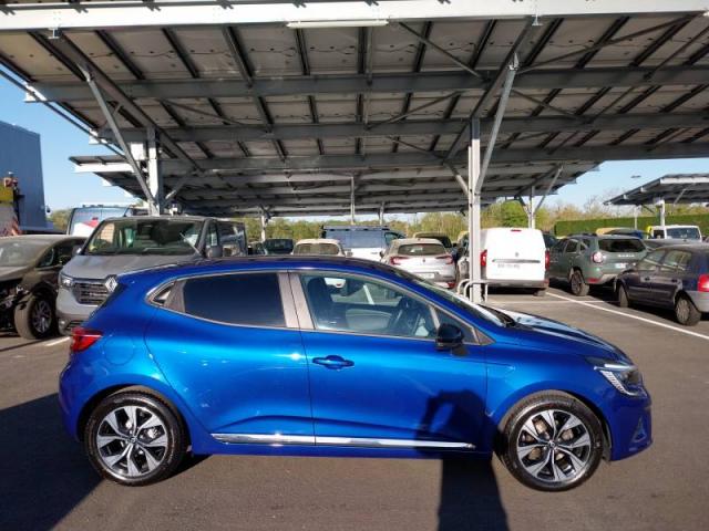 Renault Clio image 9