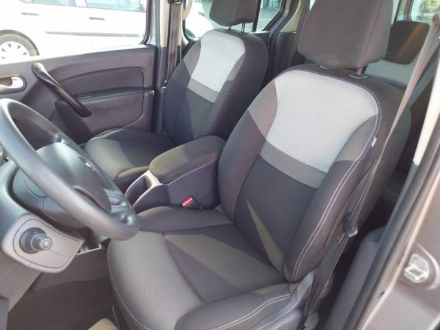 Renault Kangoo image 6