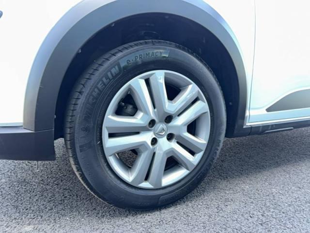Dacia Sandero image 1