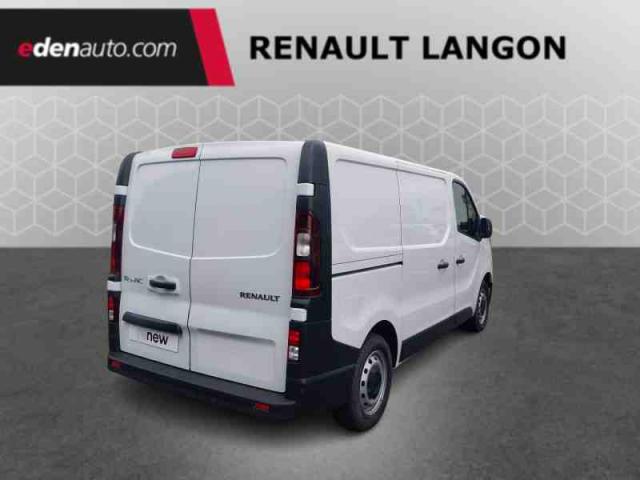 Renault Trafic image 2
