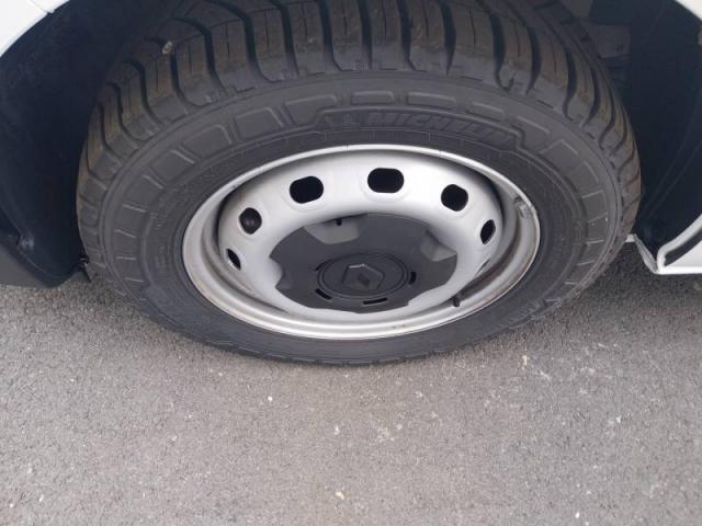 Renault Trafic image 3