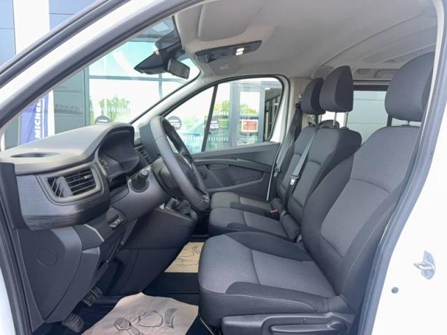 Renault Trafic image 6