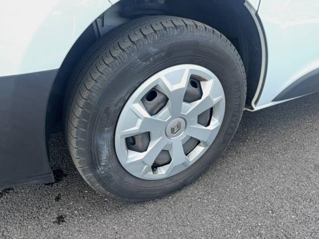 Renault Trafic image 1