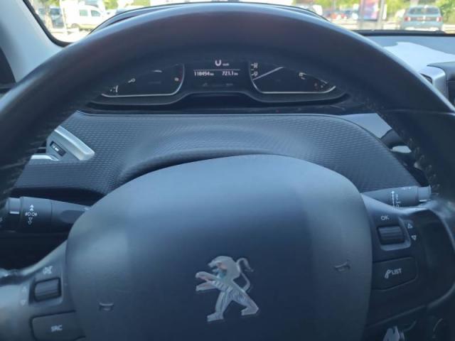 Peugeot 2008 image 1