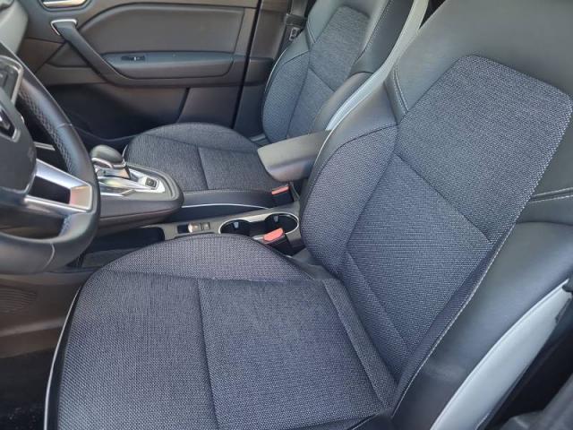 Renault Captur image 1