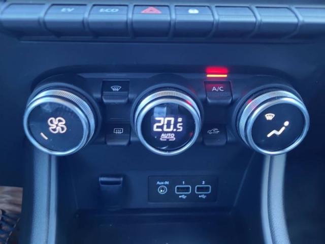 Renault Captur image 6