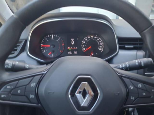 Renault Clio image 9