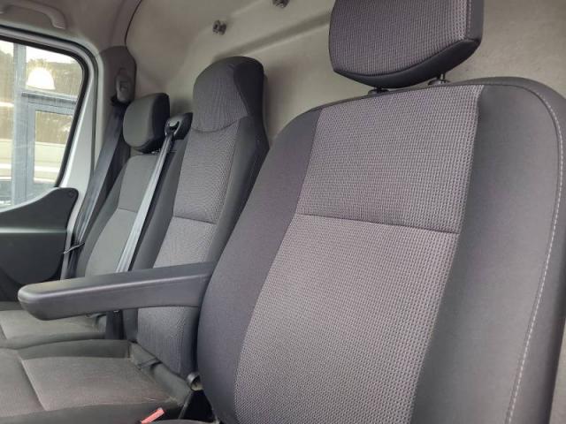 Renault Master image 9