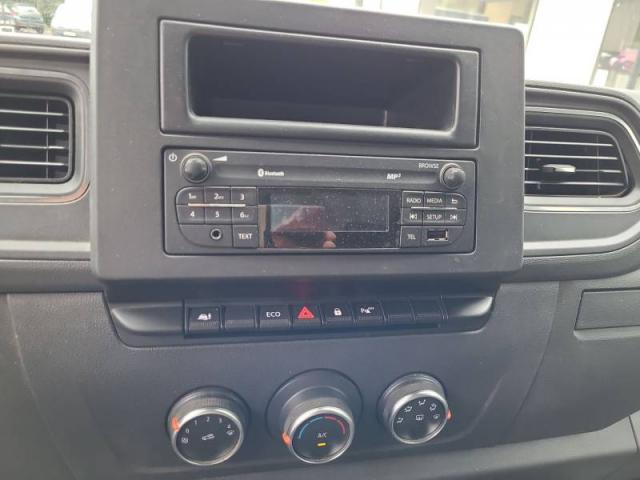 Renault Master image 3