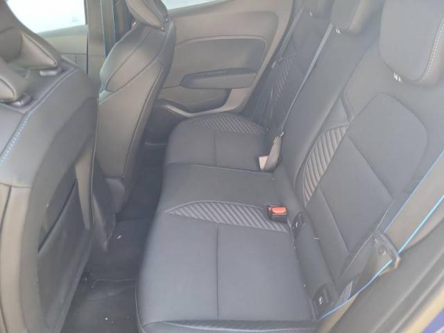 Renault Clio image 9
