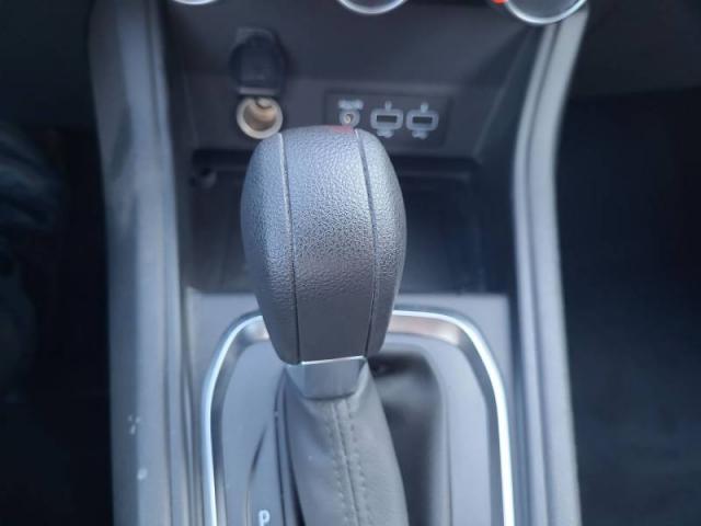 Renault Captur image 2