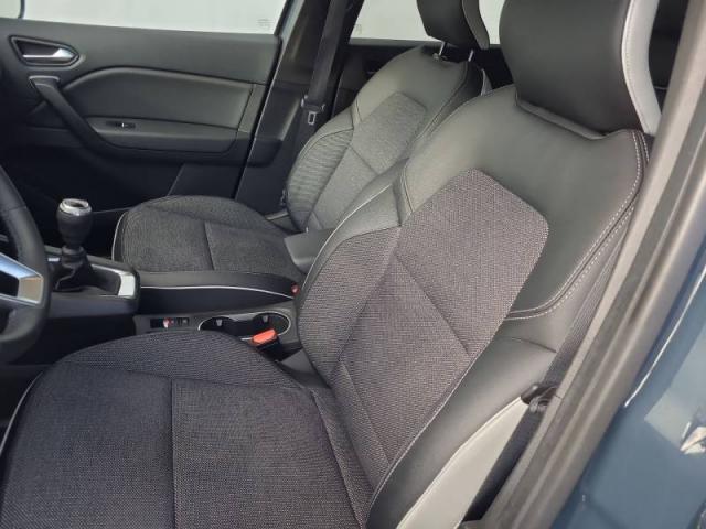 Renault Captur image 8