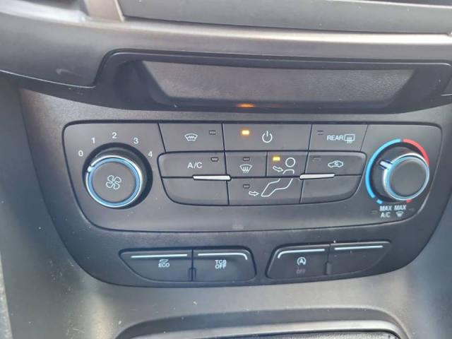 Ford Transit image 9
