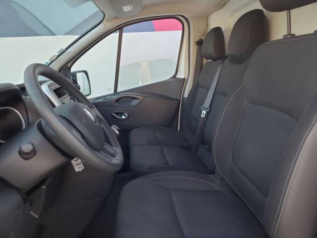 Renault Trafic image 7