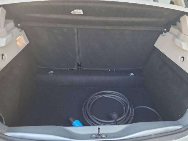 Renault Zoe image 2