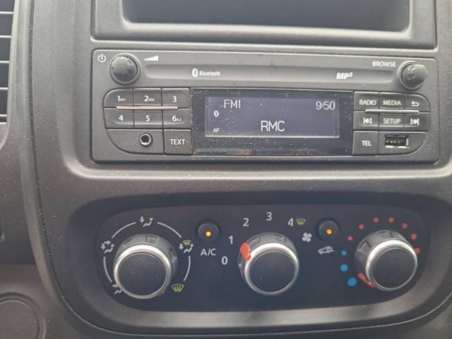 Renault Trafic image 7