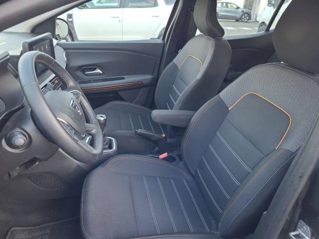 Dacia Sandero image 2