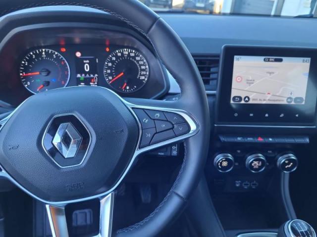 Renault Captur image 6