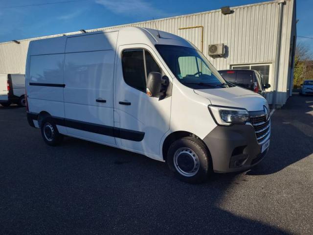Renault Master image 2