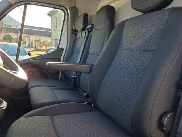 Renault Master image 7