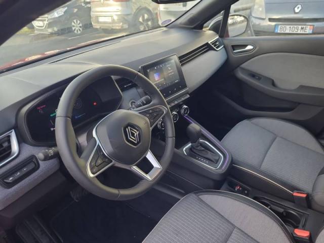 Renault Clio image 8