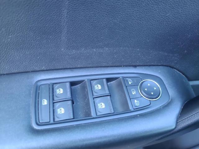 Renault Captur image 2