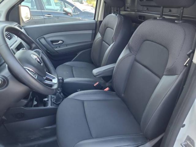 Renault Express image 2