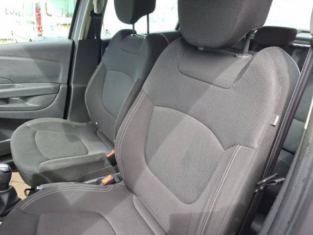 Renault Captur image 8