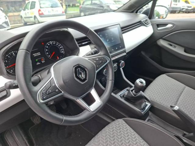 Renault Clio image 8
