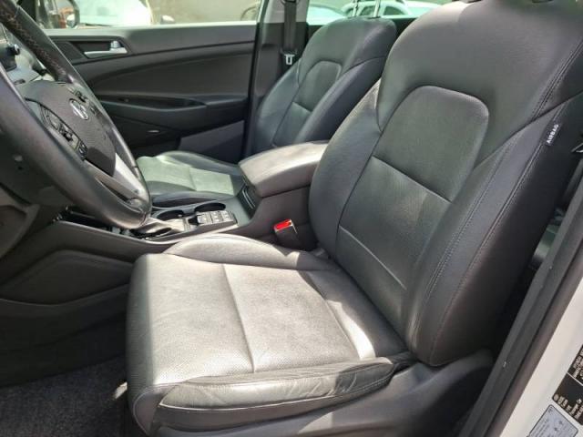 Hyundai Tucson image 3