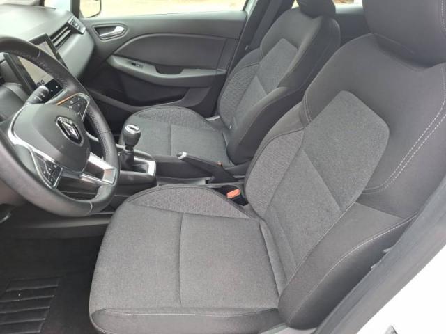 Renault Clio image 9