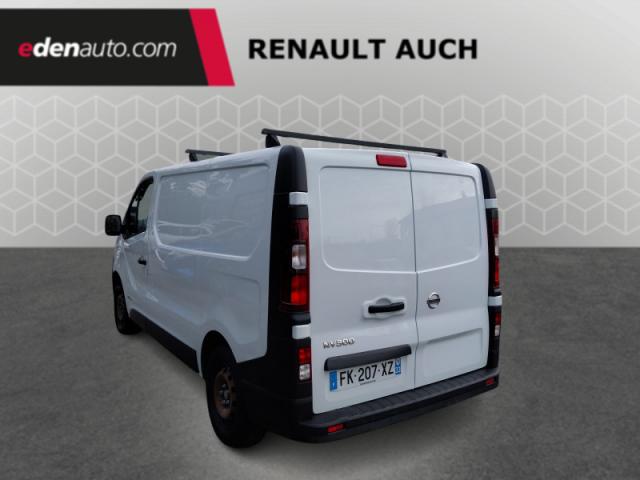 Nissan Nv300 image 8