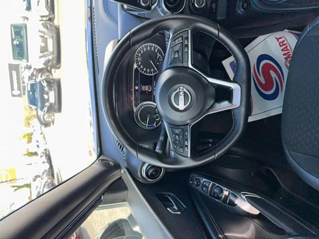 Nissan Juke image 5