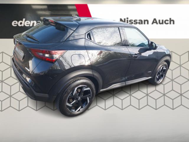 Nissan Juke image 8