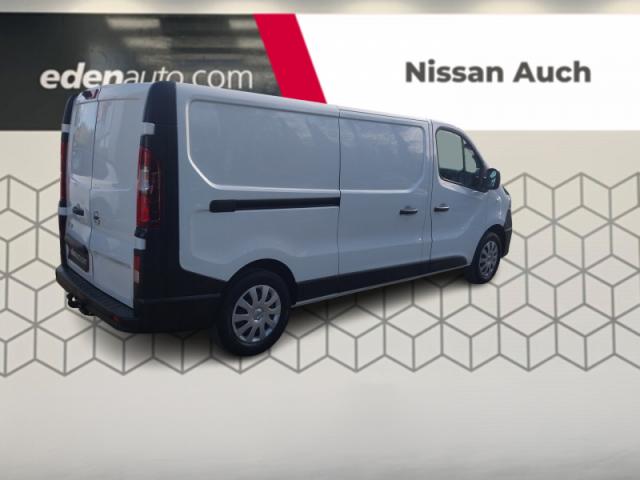 Nissan Nv300 image 8