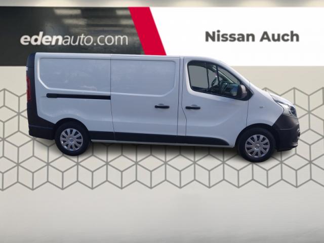 Nissan Nv300 image 6