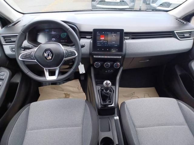 Renault Clio image 1
